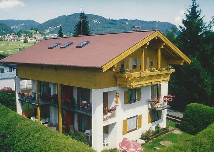 Ferienwohnung Haus Antonius - Bergbahnticket von Mai bis November inklusive! Oberstdorf